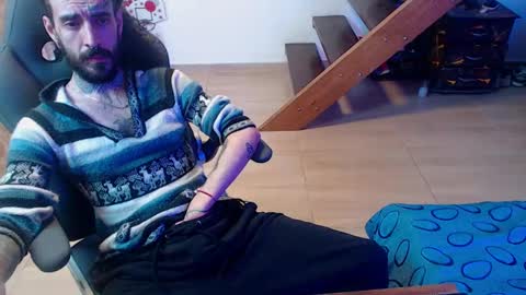 Snapshot of harry_reems_ chatting on January 2025 05:05:02 AM OMAR online show from January 2025 05:05:02 AM