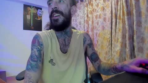 Snapshot of harry_reems_ chatting on January 2025 02:32:01 AM OMAR online show from January 2025 02:32:01 AM