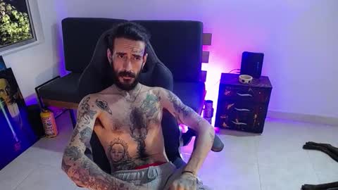 OMAR online show from December 2025 04:06:02 AM