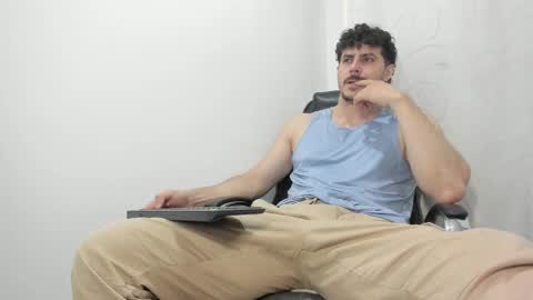 alpha online show from November 2025 03:38:01 AM