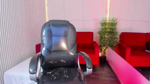 HasleyCarter online show from January 2026 11:18:01 PM