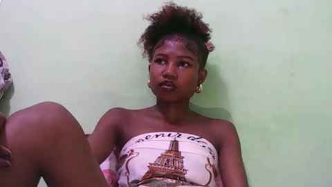 hasleyinah online show from March 2026 11:25:01 AM