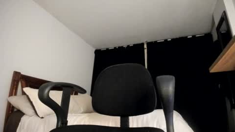 Nicole online show from February 2026 05:11:02 AM