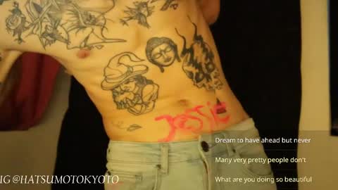 Snapshot of hatsumotokyoto chatting on February 2025 11:17:02 AM More content   2   online show from February 2025 11:17:02 AM