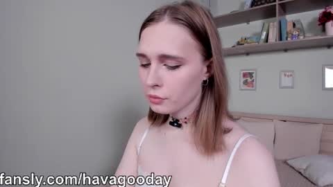 Mia online show from February 2026 06:13:01 AM