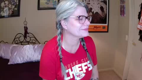 Bunny Chatsworth online show from October 2025 02:15:01 PM