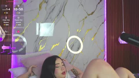 haylie  See you tonight at 8pm Colombia time online show from December 2024 05:37:01 AM