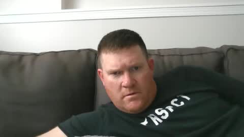 Snapshot of hayestack28 chatting on May 2026 06:05:01 PM hayestack28 online show from May 2026 06:05:01 PM