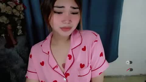 haylee online show from November 2025 01:05:01 AM