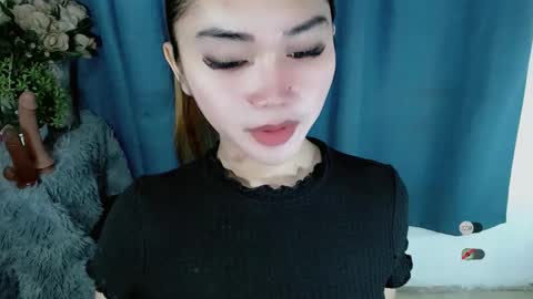 haylee online show from December 2025 01:44:02 AM