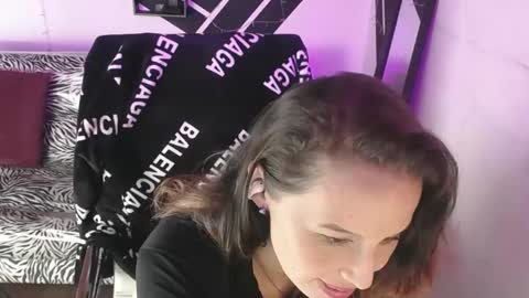 hayley miller online show from February 2025 08:36:02 AM