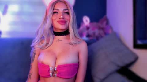 Marie online show from February 2025 08:18:02 AM