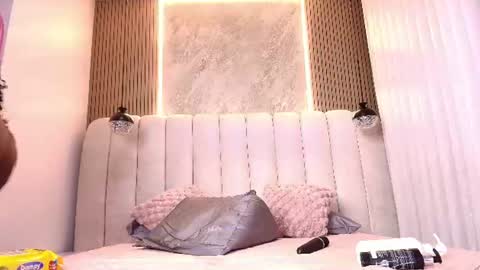 Snapshot of hazel_kataleya chatting on June 2026 12:32:02 AM kataleya online show from June 2026 12:32:02 AM