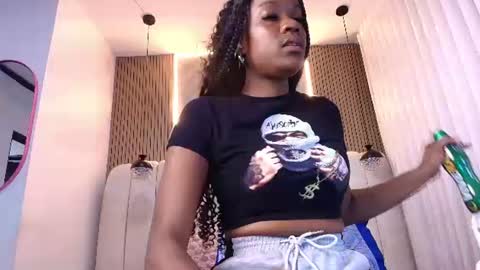 Snapshot of hazel_kataleya chatting on June 2026 07:16:02 PM kataleya online show from June 2026 07:16:02 PM