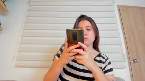 Snapshot of hazel_shy chatting on February 2025 06:46:01 PM Im Hazel online show from February 2025 06:46:01 PM