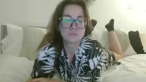 Snapshot of hazel_skye chatting on March 2026 01:34:01 AM Hazel online show from March 2026 01:34:01 AM