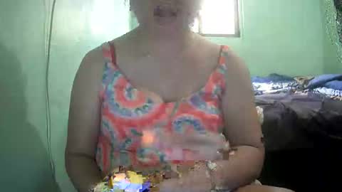 Snapshot of hazeldhane chatting on September 2025 01:28:01 AM hazeldhane online show from September 2025 01:28:01 AM