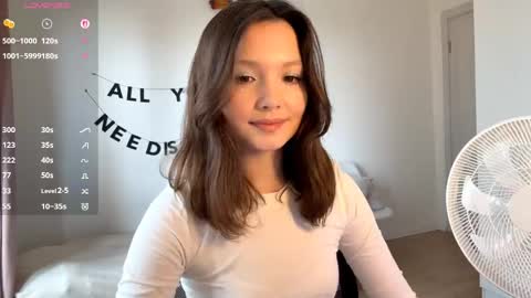 Snapshot of hazelhartshorn chatting on May 2026 12:34:02 PM Kira online show from May 2026 12:34:02 PM