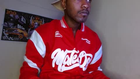 hazlan_420 online show from October 2025 11:20:02 AM