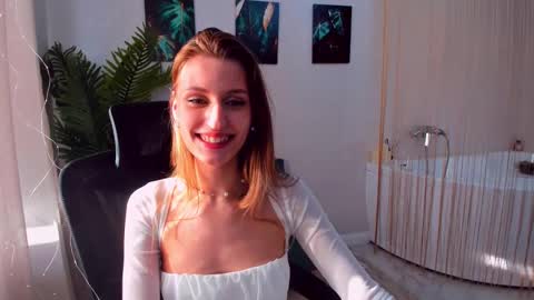 heartedlove_1 online show from February 2025 06:43:01 AM