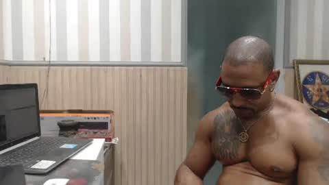 Snapshot of hebertgomes chatting on May 2026 10:26:01 PM hebertgomes online show from May 2026 10:26:01 PM