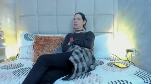 Keira Hecate online show from February 2026 07:53:01 PM