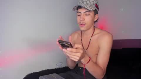 Snapshot of heellboy_ chatting on July 2026 10:23:01 PM heellboy_ online show from July 2026 10:23:01 PM