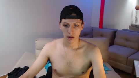 hefesto_69 online show from February 2025 06:55:02 PM