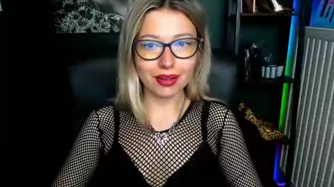 Snapshot of heidi_pleasure chatting on July 2026 11:01:02 AM Heidi online show from July 2026 11:01:02 AM