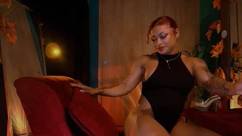 Heidi  online show from December 2024 01:02:02 AM