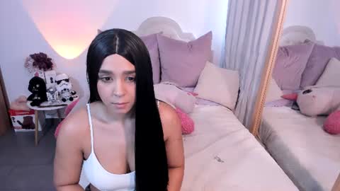 Snapshot of heidimountain chatting on July 2026 10:34:01 PM Anny Ferreiro online show from July 2026 10:34:01 PM