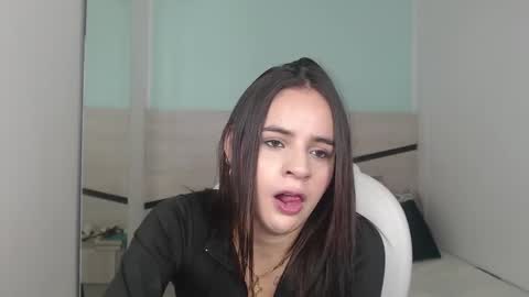 Snapshot of heidy_hoiss chatting on December 2024 08:36:01 PM Heidy online show from December 2024 08:36:01 PM