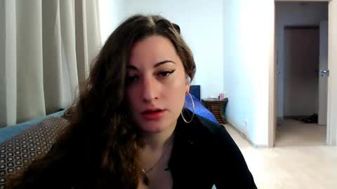 Snapshot of helen_adams_ chatting on May 2026 06:10:01 AM helen_adams_ online show from May 2026 06:10:01 AM