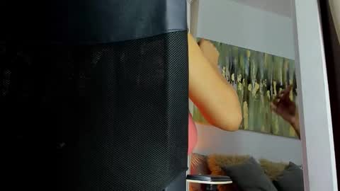 Helena Santos  online show from February 2025 03:31:01 PM