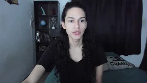 Snapshot of helena_spellman chatting on May 2026 12:05:01 AM helena_spellman online show from May 2026 12:05:01 AM