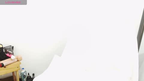 helennamartinez online show from December 2024 05:47:01 AM