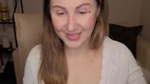 Helen online show from October 2025 02:28:01 AM