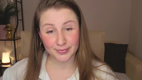 Snapshot of helens_lov chatting on April 2026 08:56:01 AM Helen online show from April 2026 08:56:01 AM