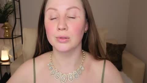 Snapshot of helens_lov chatting on April 2026 09:02:01 AM Helen online show from April 2026 09:02:01 AM