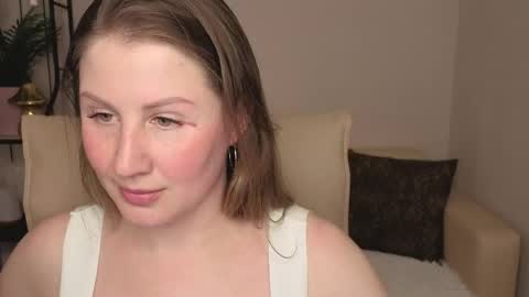 Snapshot of helens_lov chatting on May 2026 09:15:01 AM Helen online show from May 2026 09:15:01 AM