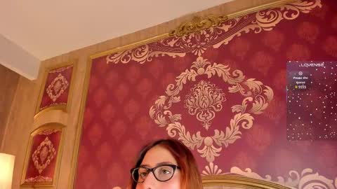 Helen or Hells online show from February 2026 12:28:01 PM