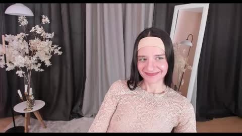 Helen online show from February 2025 05:22:01 AM