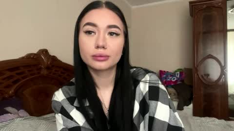 lilian online show from April 2026 03:18:01 AM