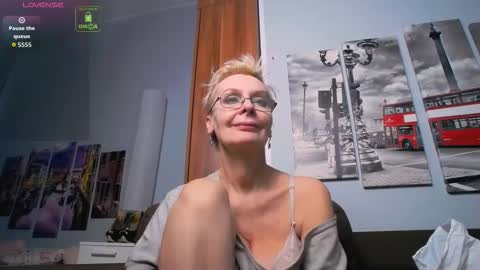 Helga online show from March 2026 03:18:01 PM