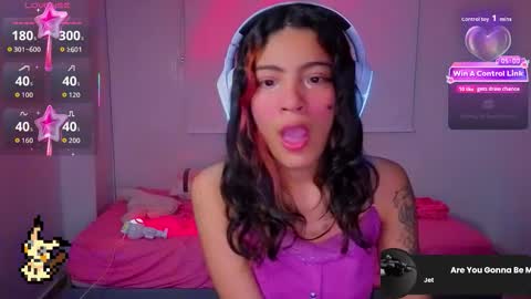 Helia Transfem and Amy online show from December 2025 08:08:01 AM