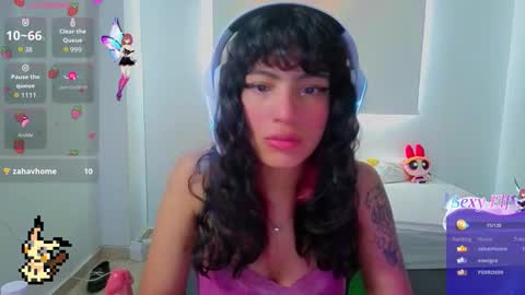 Helia Transfem and Amy online show from February 2026 05:46:02 PM