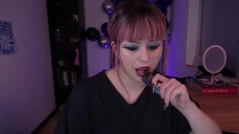 Lexa online show from October 2025 12:03:01 AM