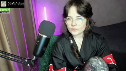 Red online show from October 2025 06:31:02 PM