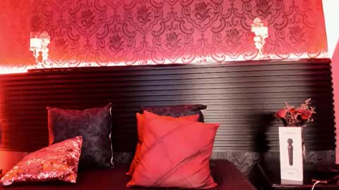 Hellen  online show from February 2026 06:22:01 AM