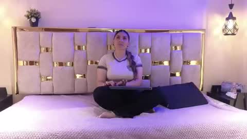 Snapshot of hellen_mark chatting on March 2026 11:49:01 AM Hellen. online show from March 2026 11:49:01 AM